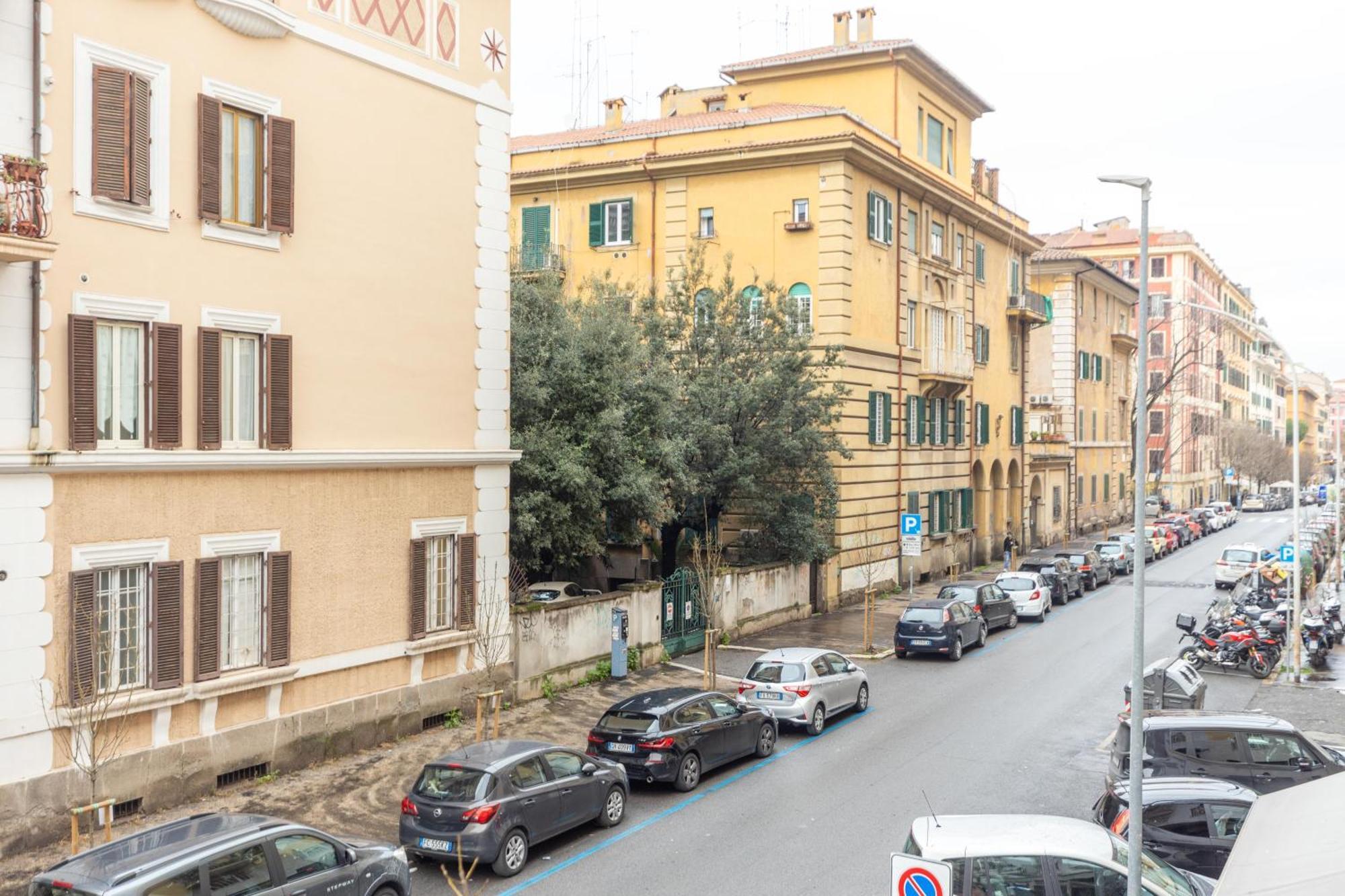 Casabaleno - Luxury In San Giovanni Area Apartment